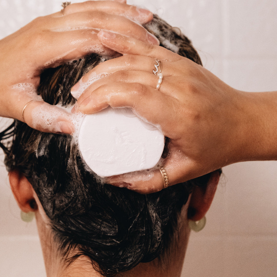 Moisturizing Shampoo Bar with Camellia Oil