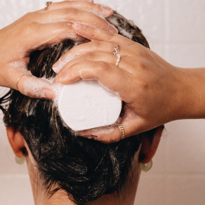 Moisturizing Shampoo Bar with Camellia Oil